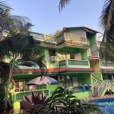 Hotel O Calangute Beach Resort Candolim Bagian luar foto
